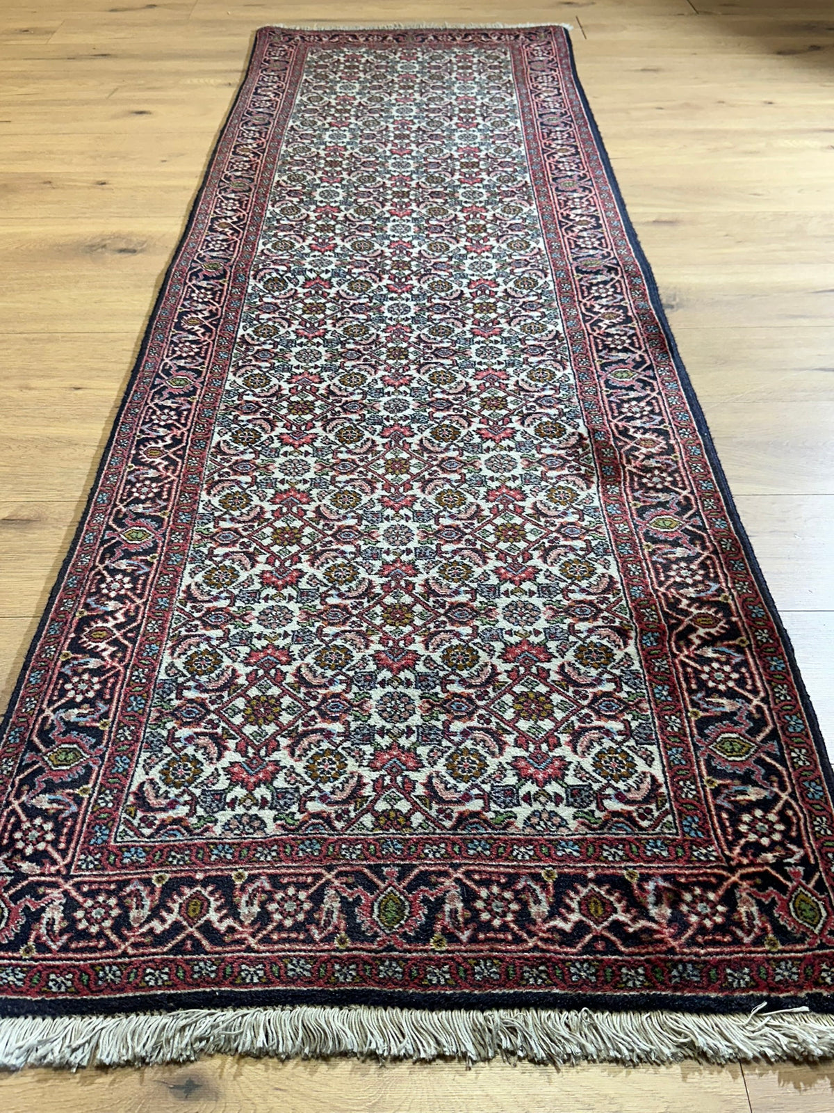 Orientteppich handgeknüpft Bidjar Läufer 243x72 cm