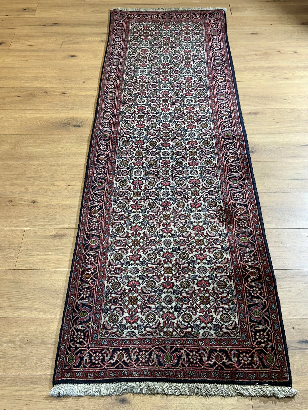 Orientteppich handgeknüpft Bidjar Läufer 243x72 cm
