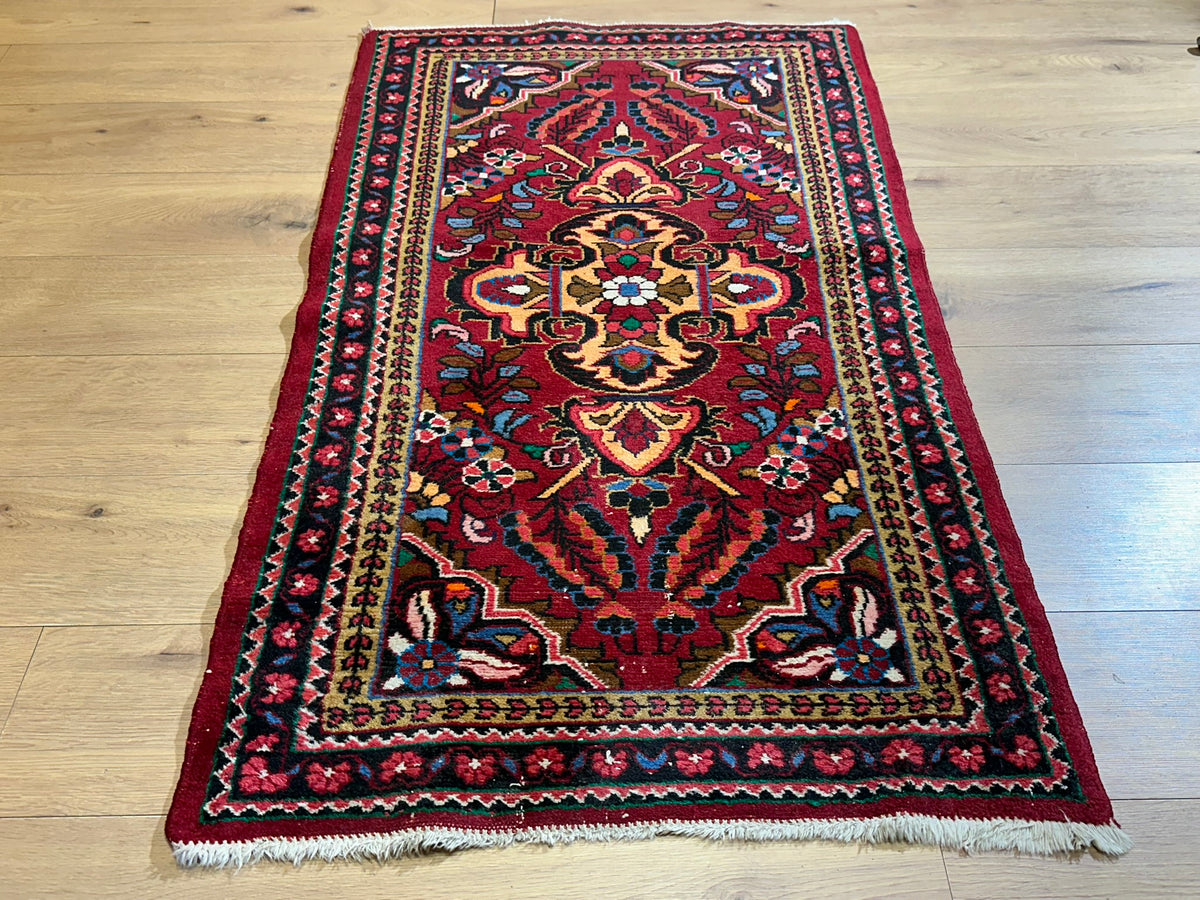 Orientteppich handgeknüpft Lilian 141x80 cm