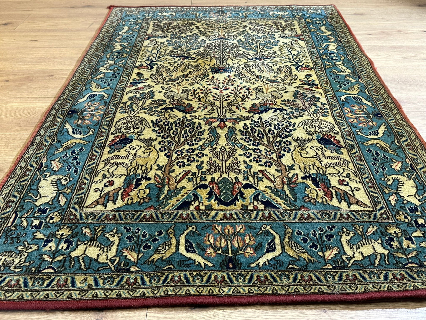 Handgeknüpfter Ghom Orientteppich mit Jagdmotiv 155 x 103 cm
