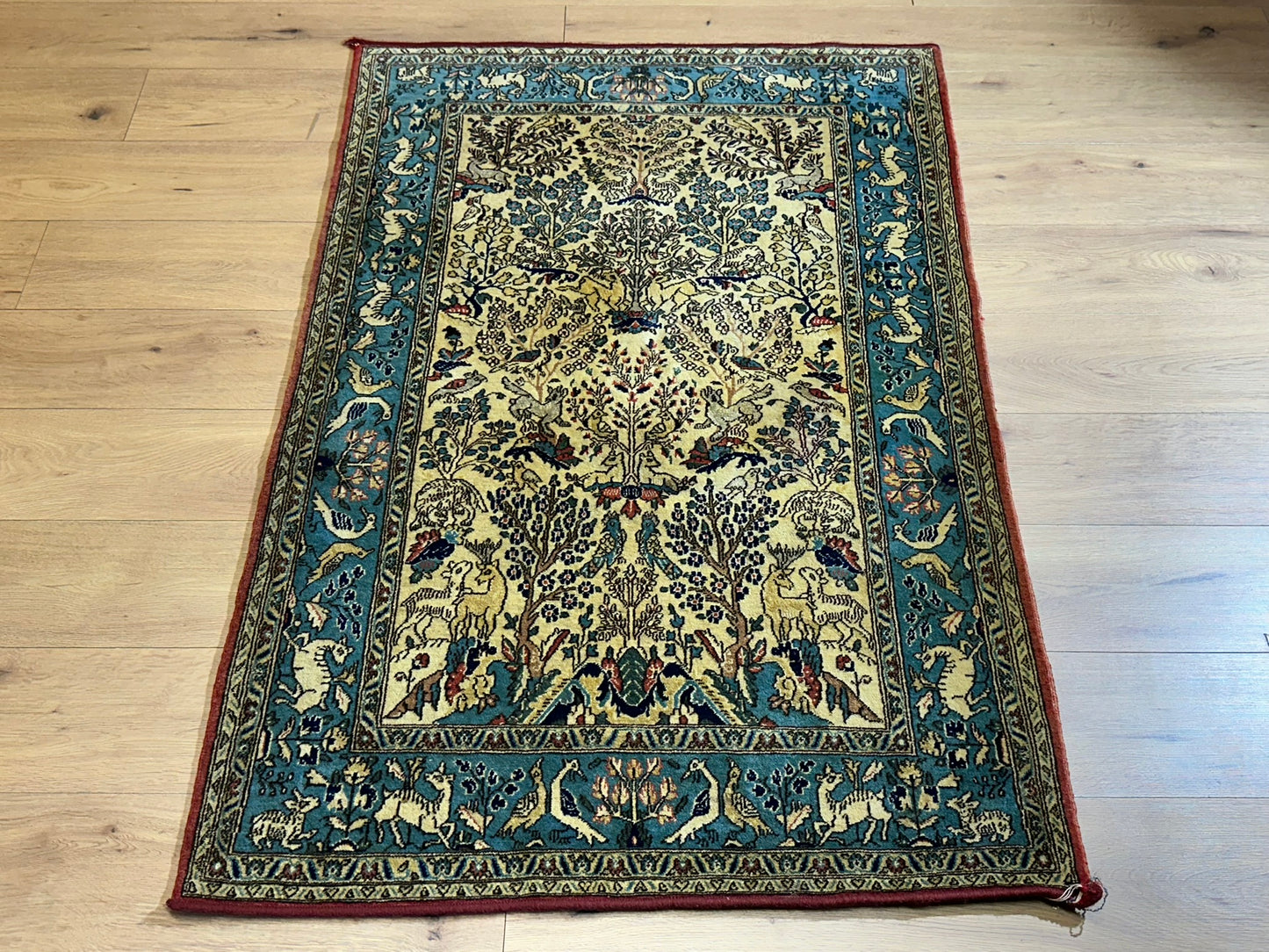 Handgeknüpfter Ghom Orientteppich mit Jagdmotiv 155 x 103 cm