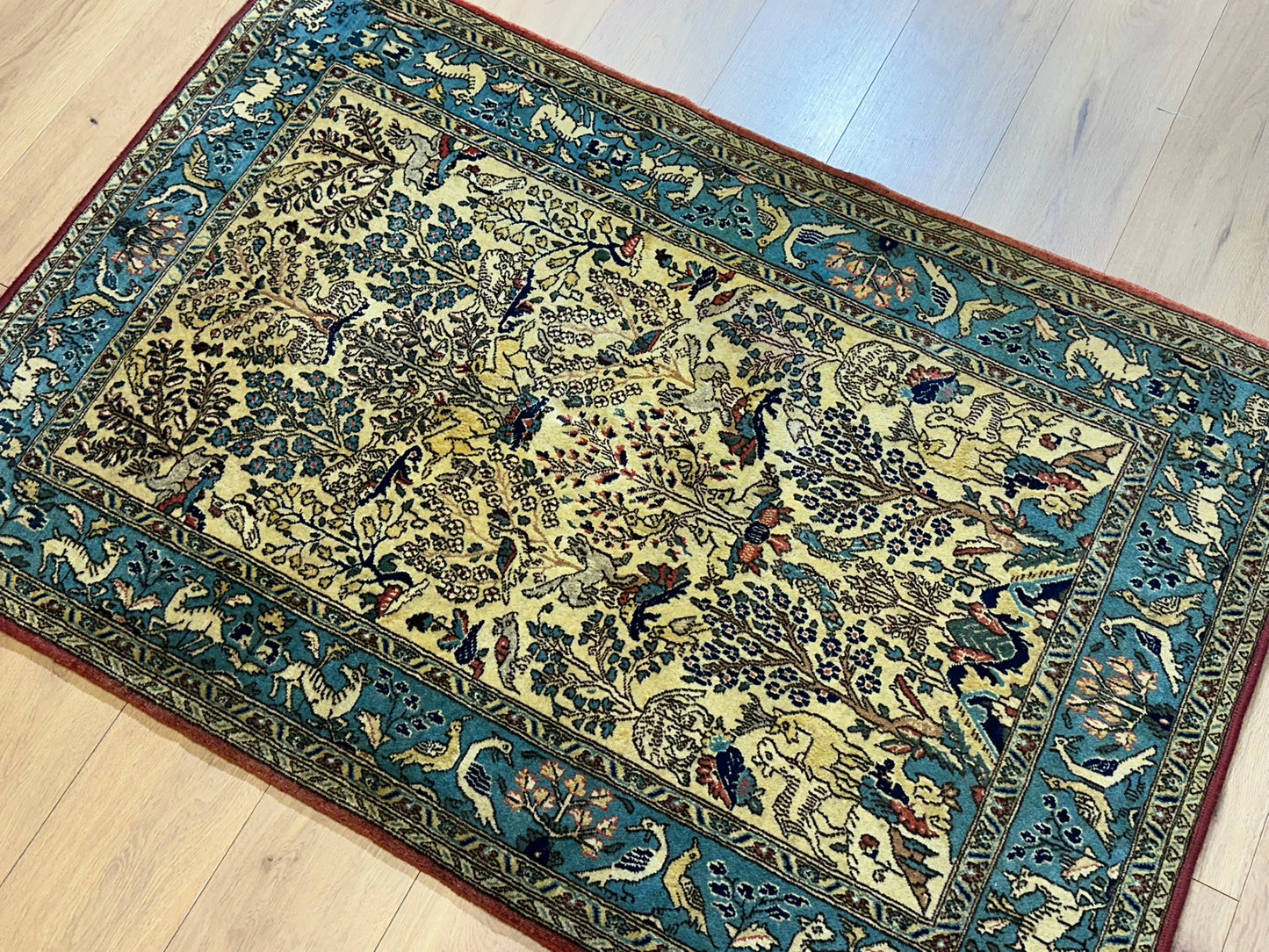 Handgeknüpfter Ghom Orientteppich mit Jagdmotiv 155 x 103 cm