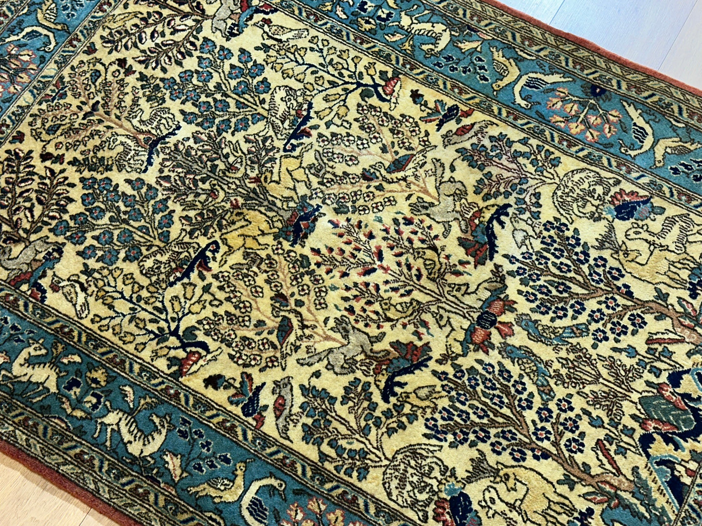 Handgeknüpfter Ghom Orientteppich mit Jagdmotiv 155 x 103 cm