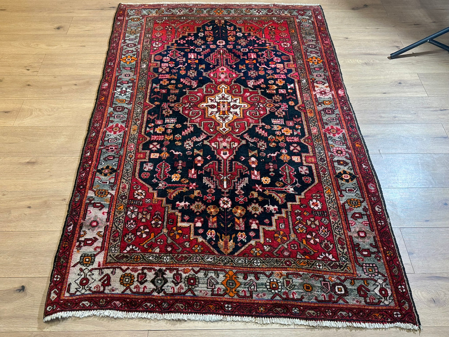 Handgeknüpfter Sarough Art Deco Orientteppich 203 x 132 cm