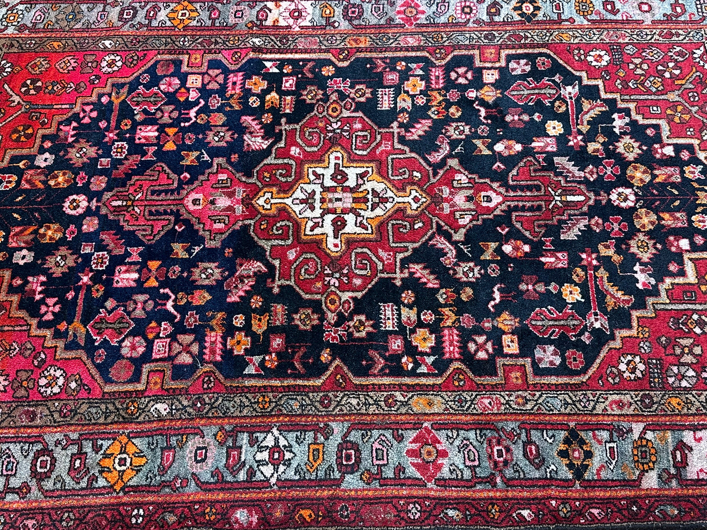 Handgeknüpfter Sarough Art Deco Orientteppich 203 x 132 cm