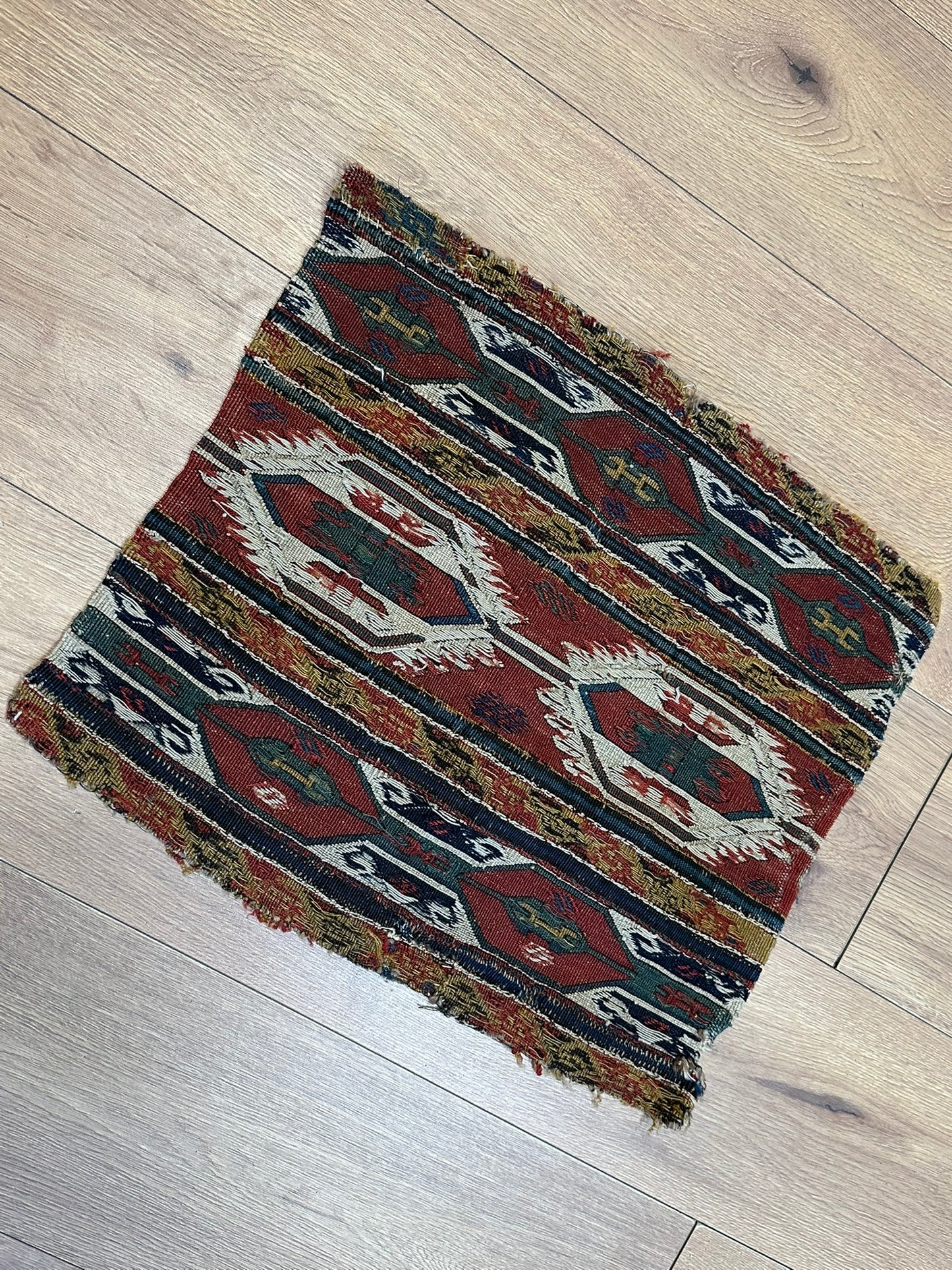 Antik Orientteppich handgeknüpft Sumack Kelim Naturfarben 50x45 cm
