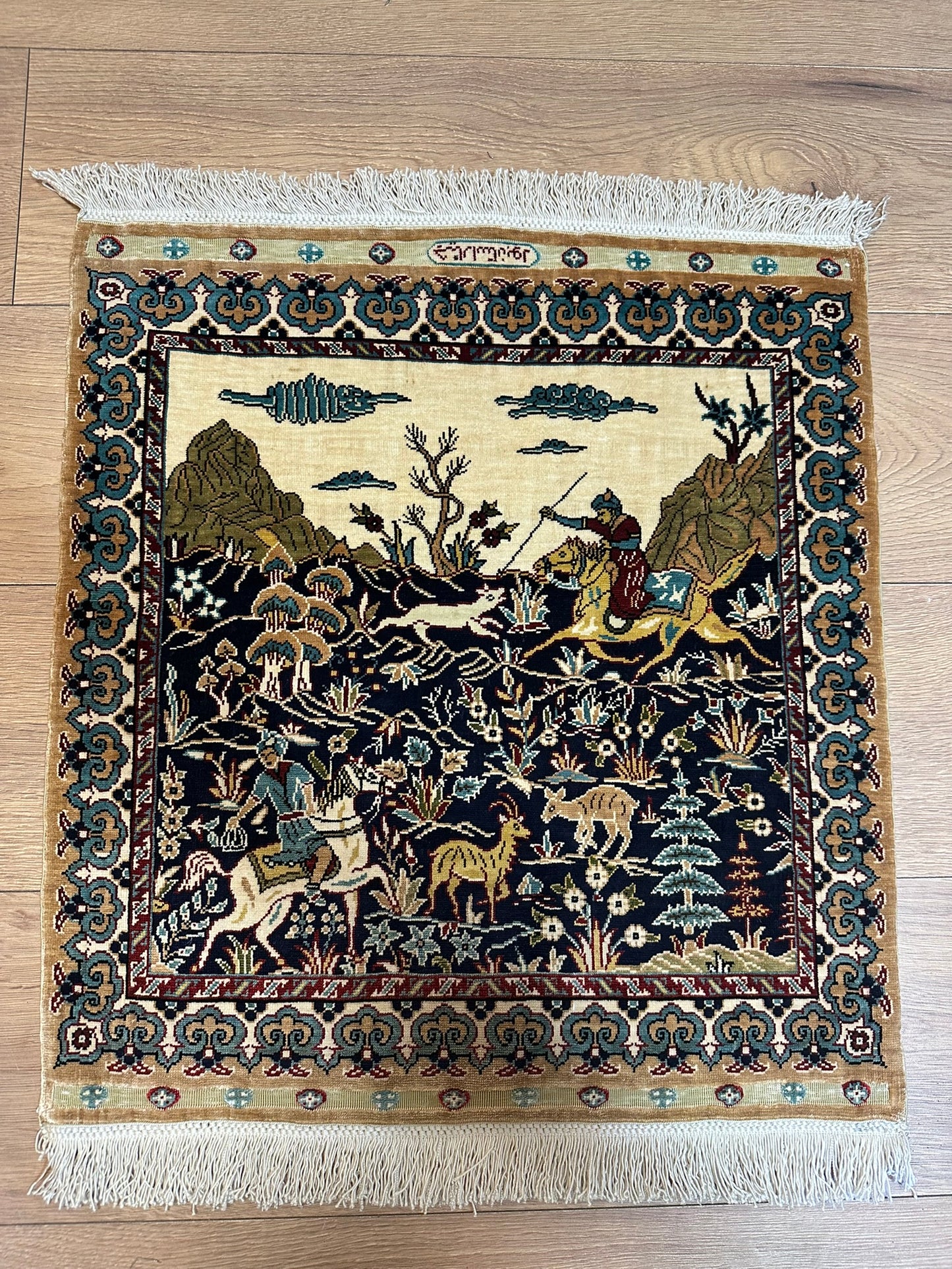 Orientteppich handgeknüpft Hereke Seide Bilderteppich 60x55 cm