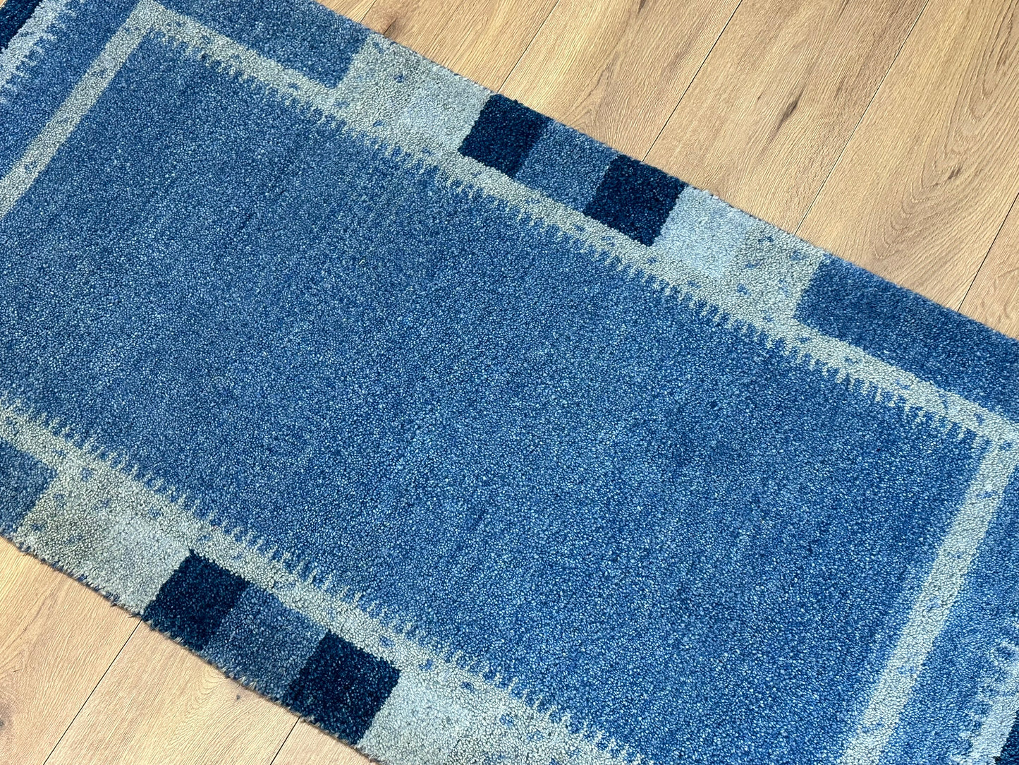 Handgeknüpfter Gabbeh Teppich Indien 140 x 73 cm