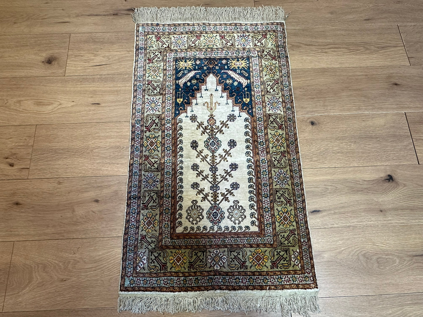 Orientteppich handgeknüpft Hereke Seide Lebensbaum 48x58 cm