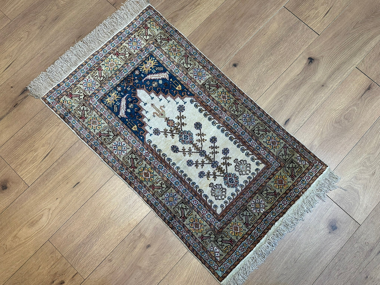Orientteppich handgeknüpft Hereke Seide Lebensbaum 48x58 cm