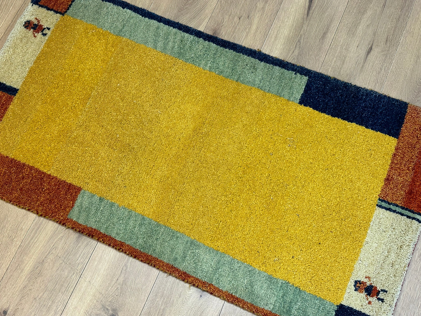 Handgeknüpfter Gabbeh Teppich Indien 135 x 72 cm