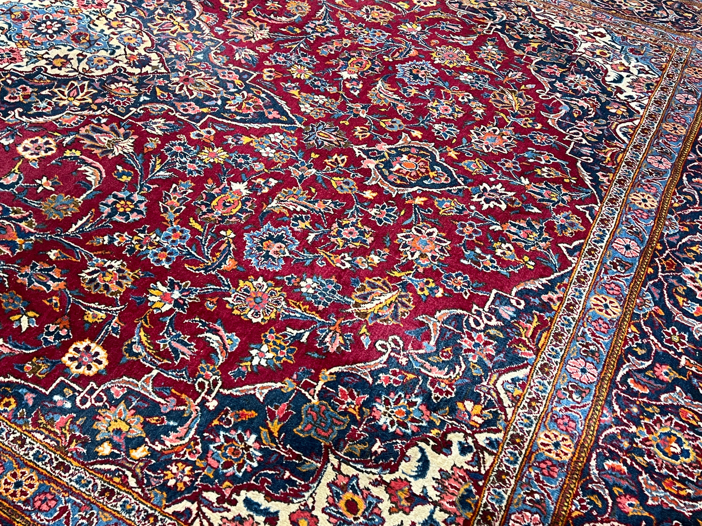 Antiker Perserteppich Keschan – Handgeknüpft aus Korkwolle naturfarben 360x280cm