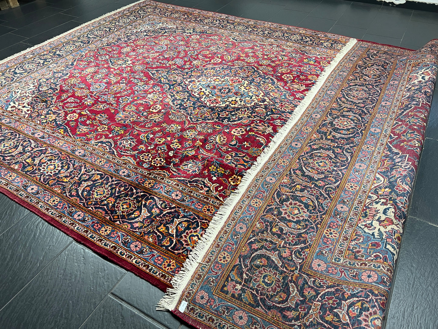 Antiker Perserteppich Keschan – Handgeknüpft aus Korkwolle naturfarben 360x280cm