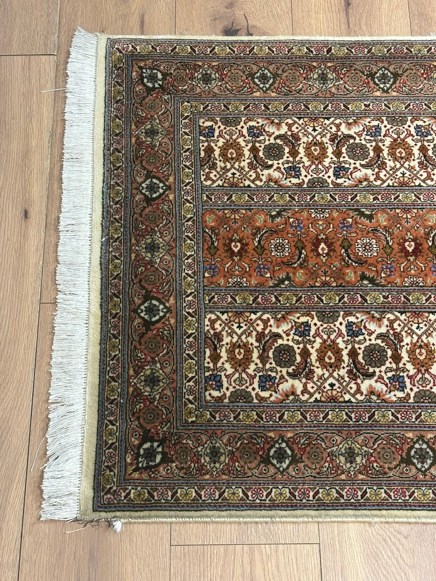 Orientteppich handgeknüpft Läufer Täbriz Mahi mit Seide 300x80 cm