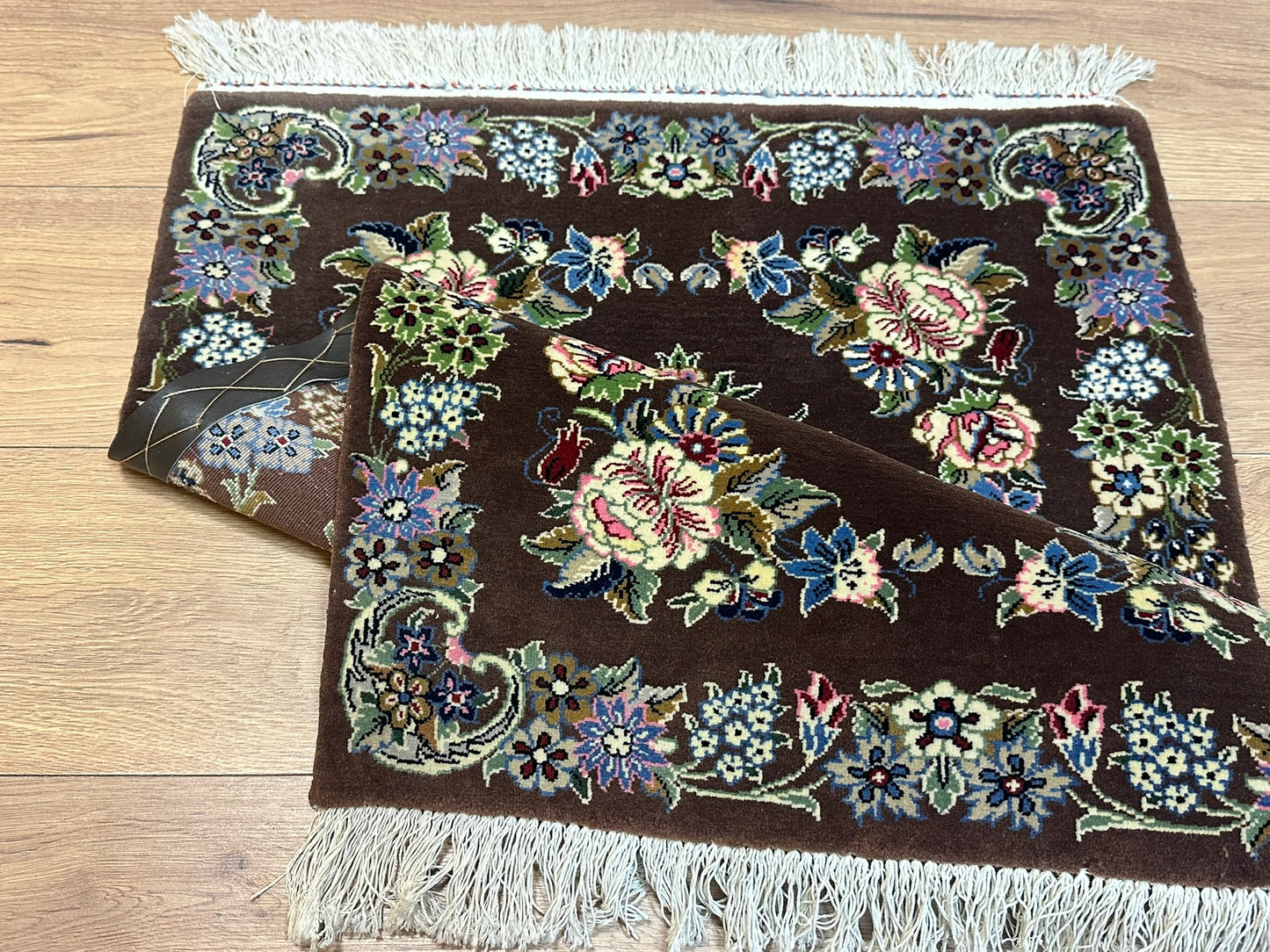 Orientteppich handgeknüpft Isfahan 87x65 cm Korkwolle Seide