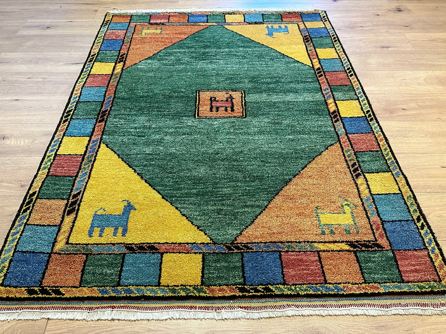 Handgeknüpfter Gabbeh Teppich Indien 182 x 128 cm