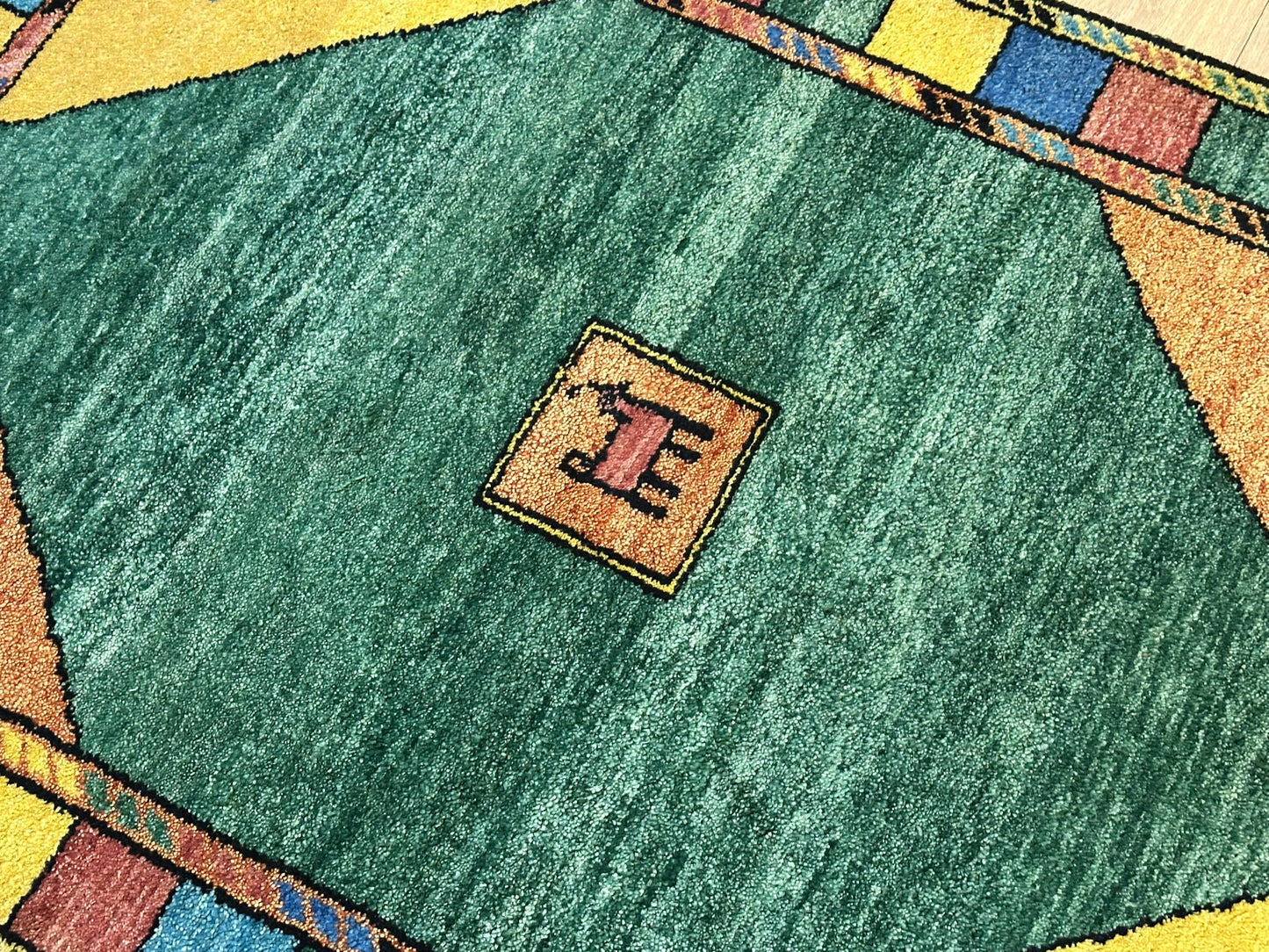 Handgeknüpfter Gabbeh Teppich Indien 182 x 128 cm