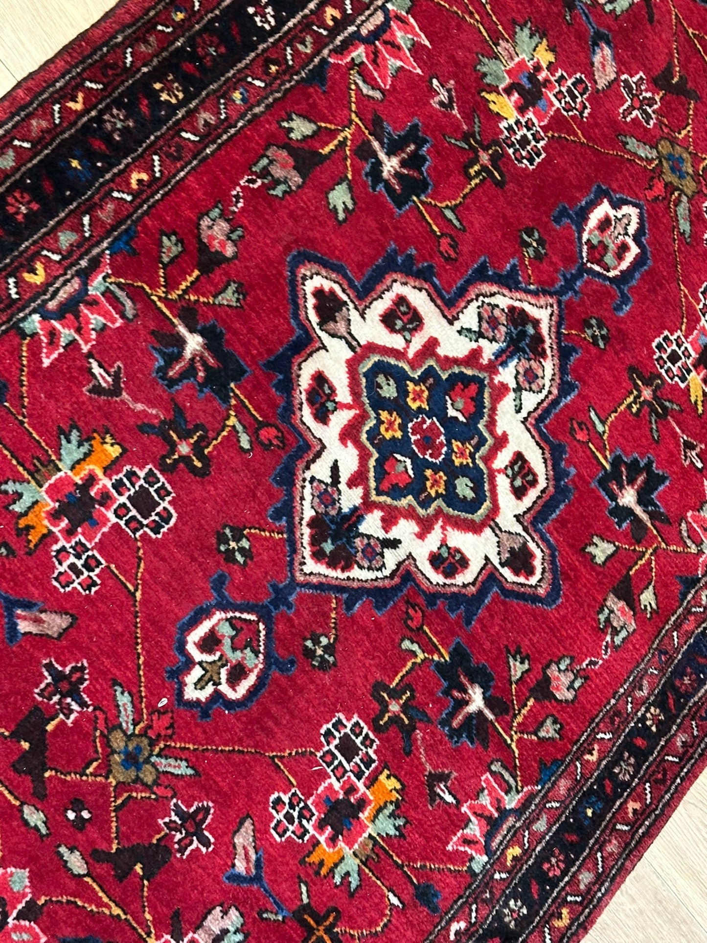 Orientteppich handgeknüpft Malayer Läufer 330x104 cm