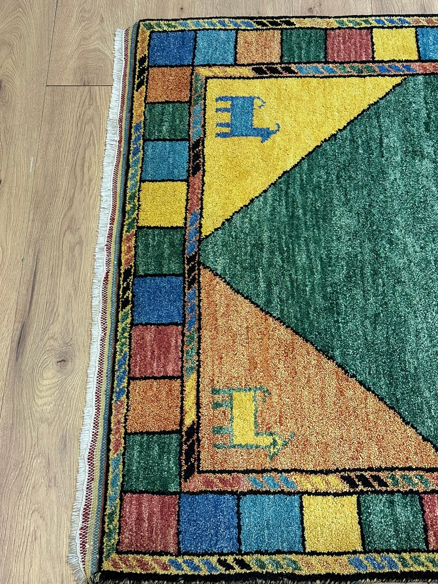 Handgeknüpfter Gabbeh Teppich Indien 182 x 128 cm
