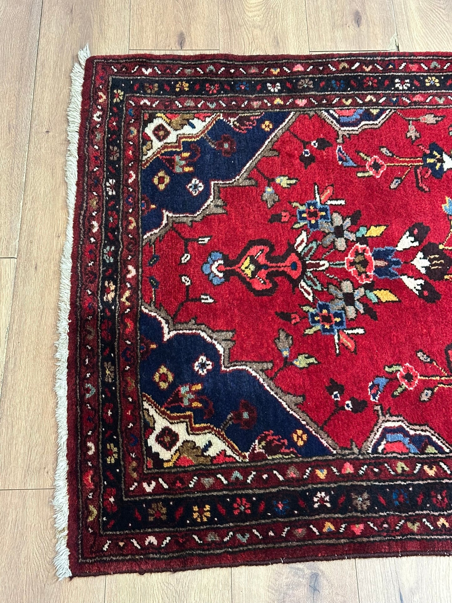 Orientteppich handgeknüpft Malayer Läufer 330x104 cm