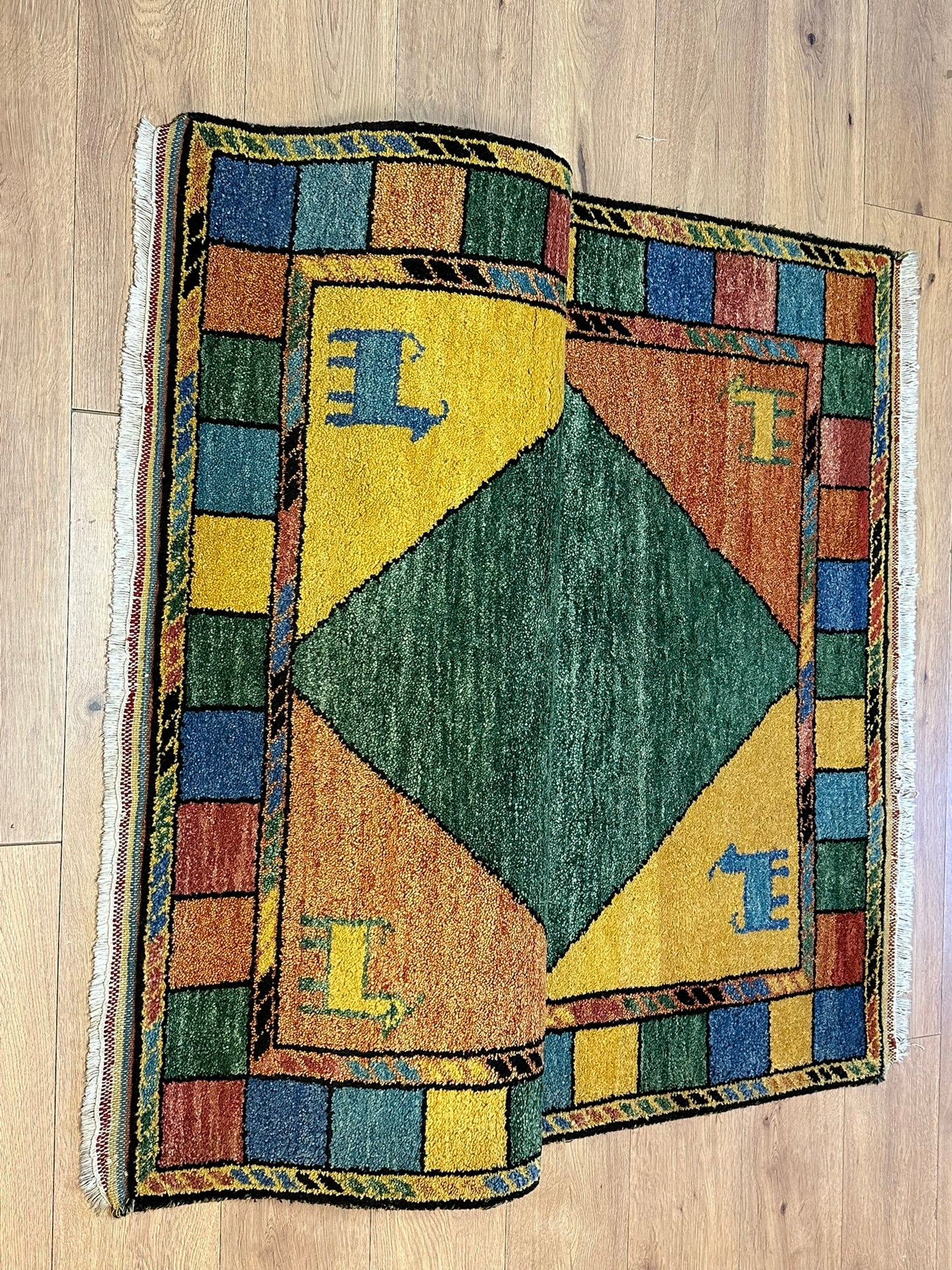 Handgeknüpfter Gabbeh Teppich Indien 182 x 128 cm