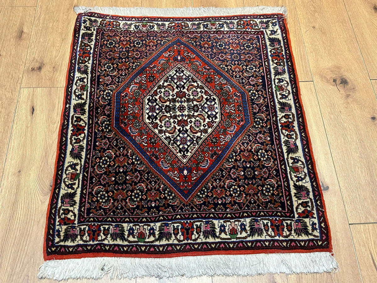 Orientteppich handgeknüpft Bidjar 87x77 cm