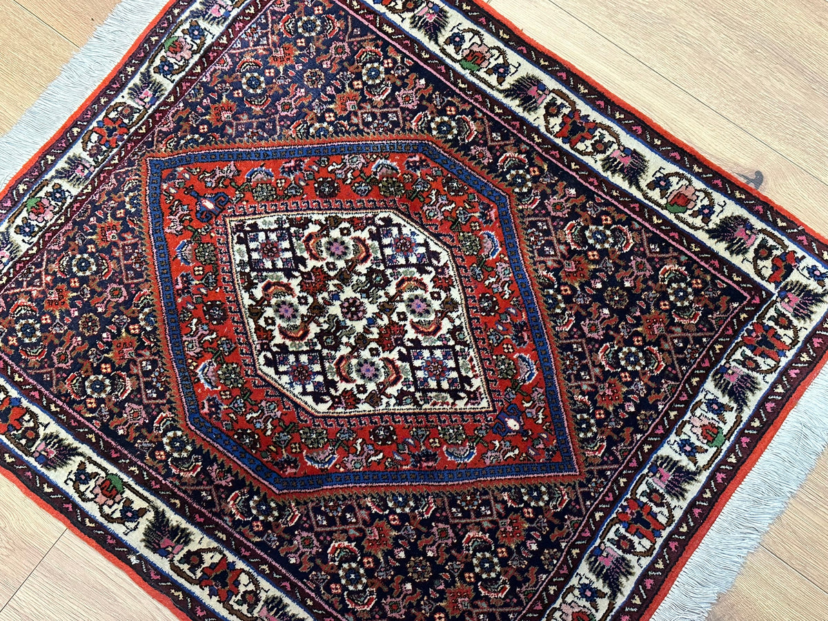 Orientteppich handgeknüpft Bidjar 87x77 cm