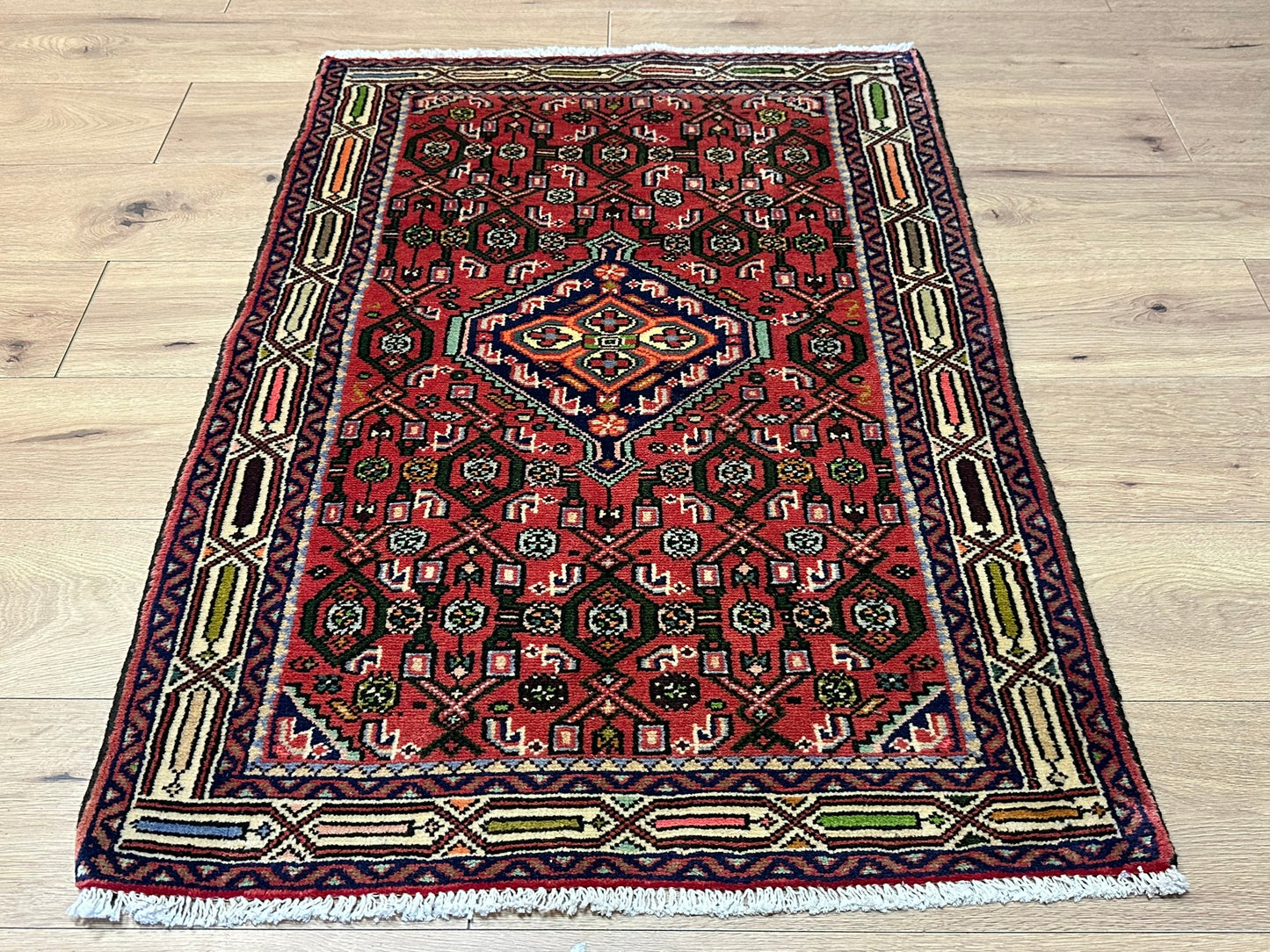 Orientteppich handgeknüpft Hamadan 120 x 82 cm