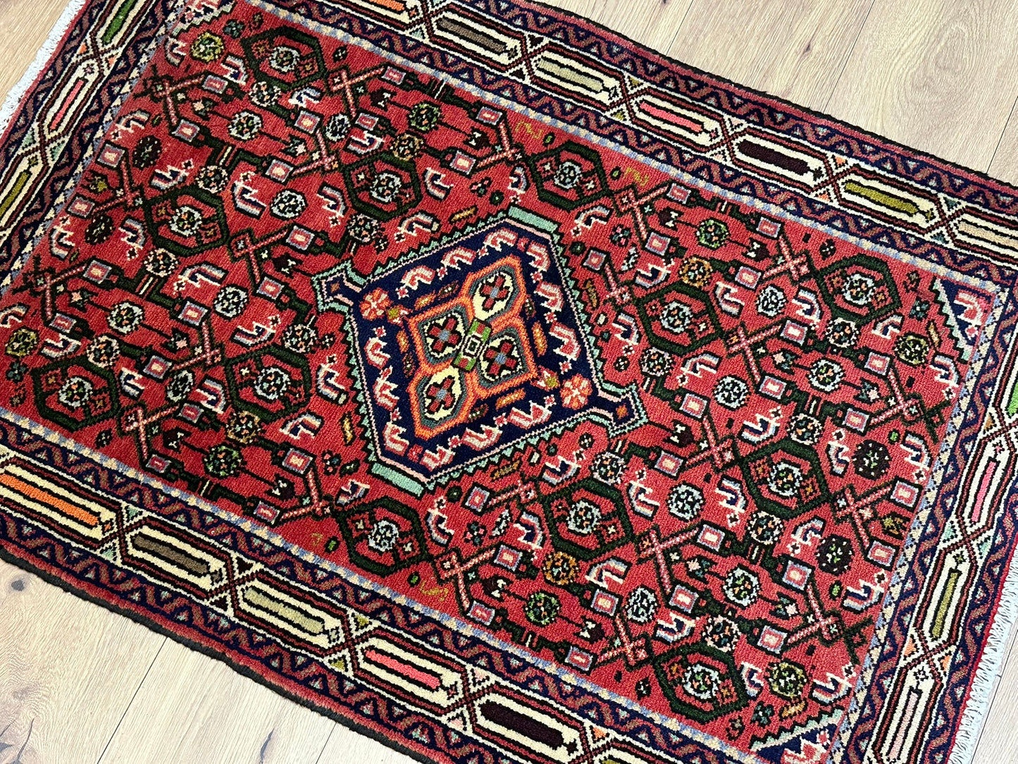 Orientteppich handgeknüpft Hamadan 120 x 82 cm