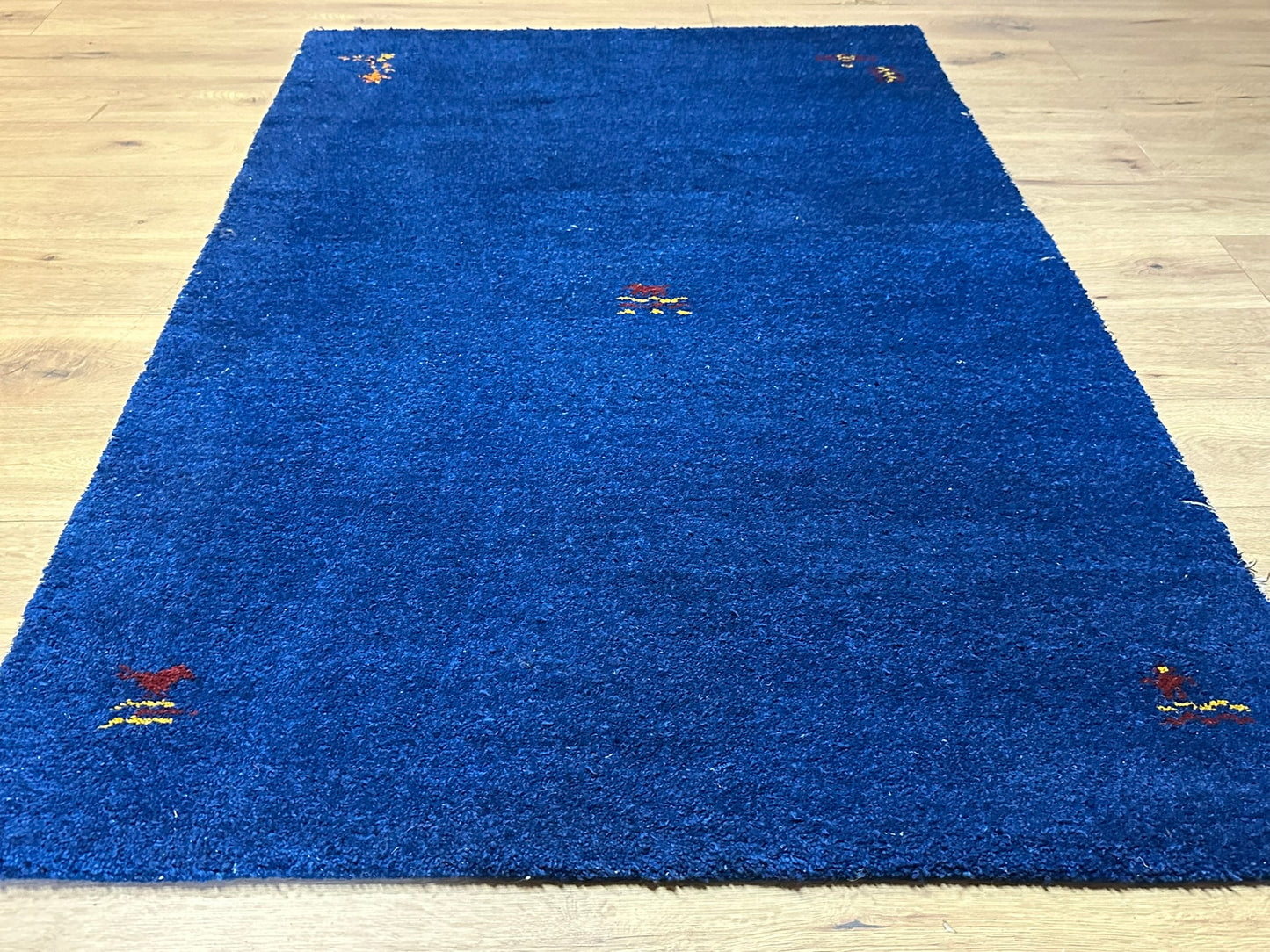 Handgeknüpfter Gabbeh Teppich Indien 180 x 118 cm