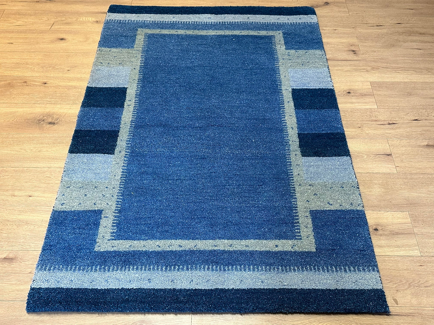 Handgeknüpfter Gabbeh Teppich Indien 182 x 124 cm