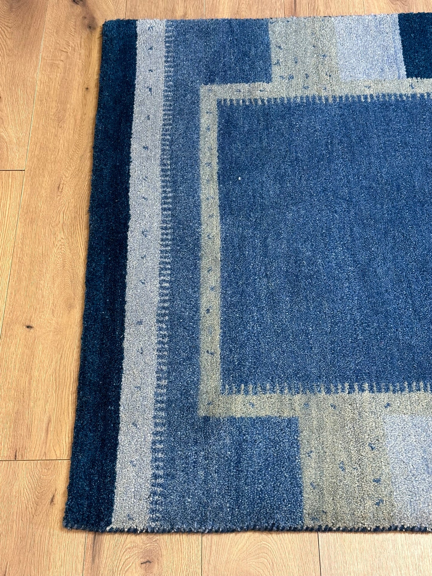 Handgeknüpfter Gabbeh Teppich Indien 182 x 124 cm