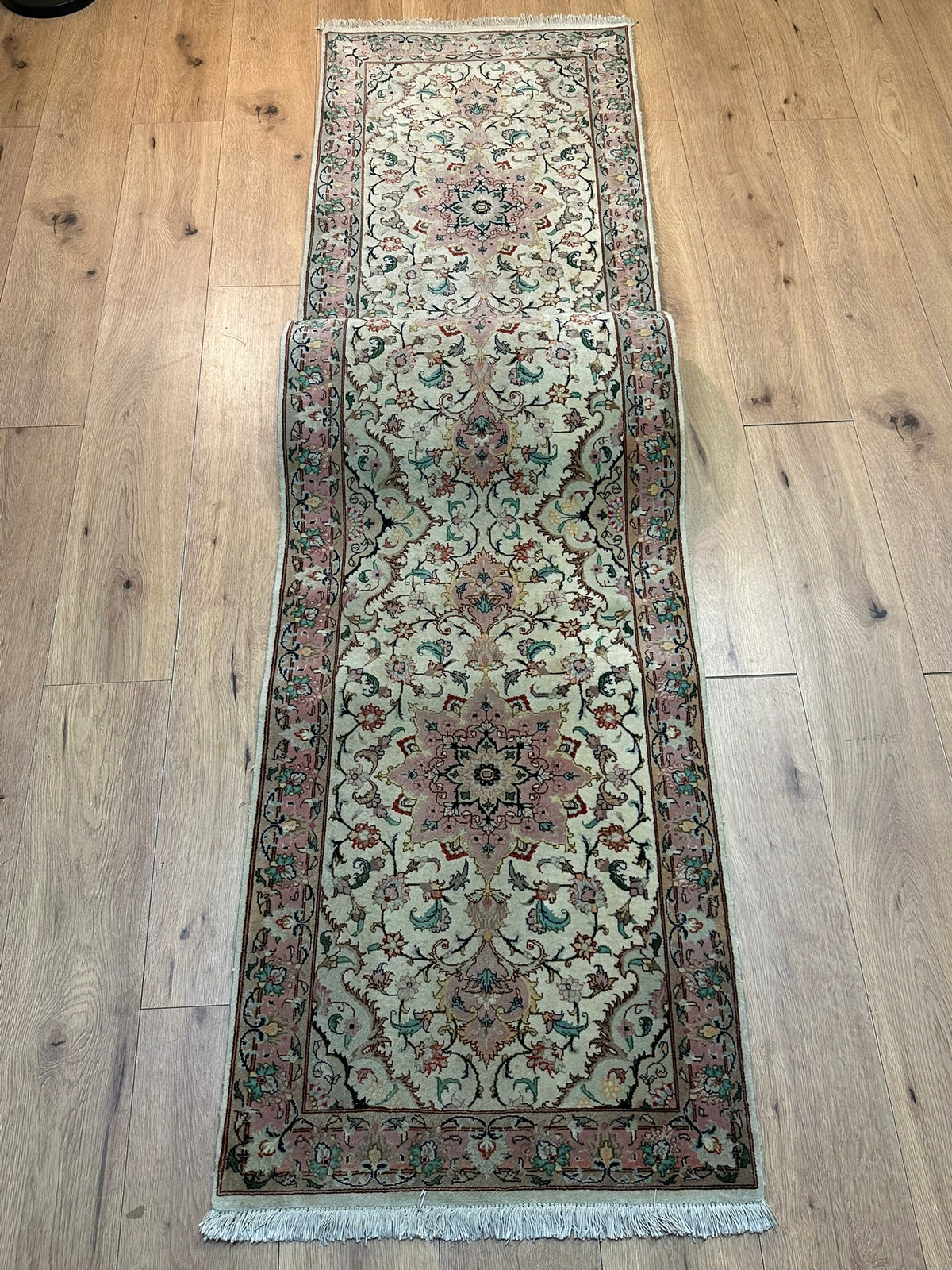 Orientteppich handgeknüpft Täbriz Läufer 300x70 cm