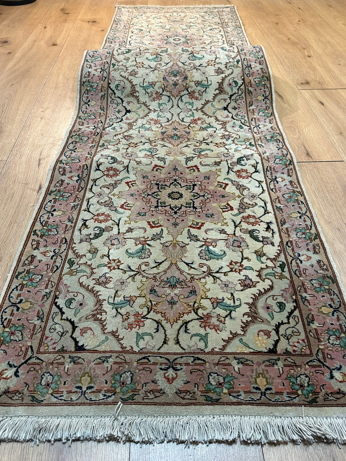 Orientteppich handgeknüpft Täbriz Läufer 300x70 cm