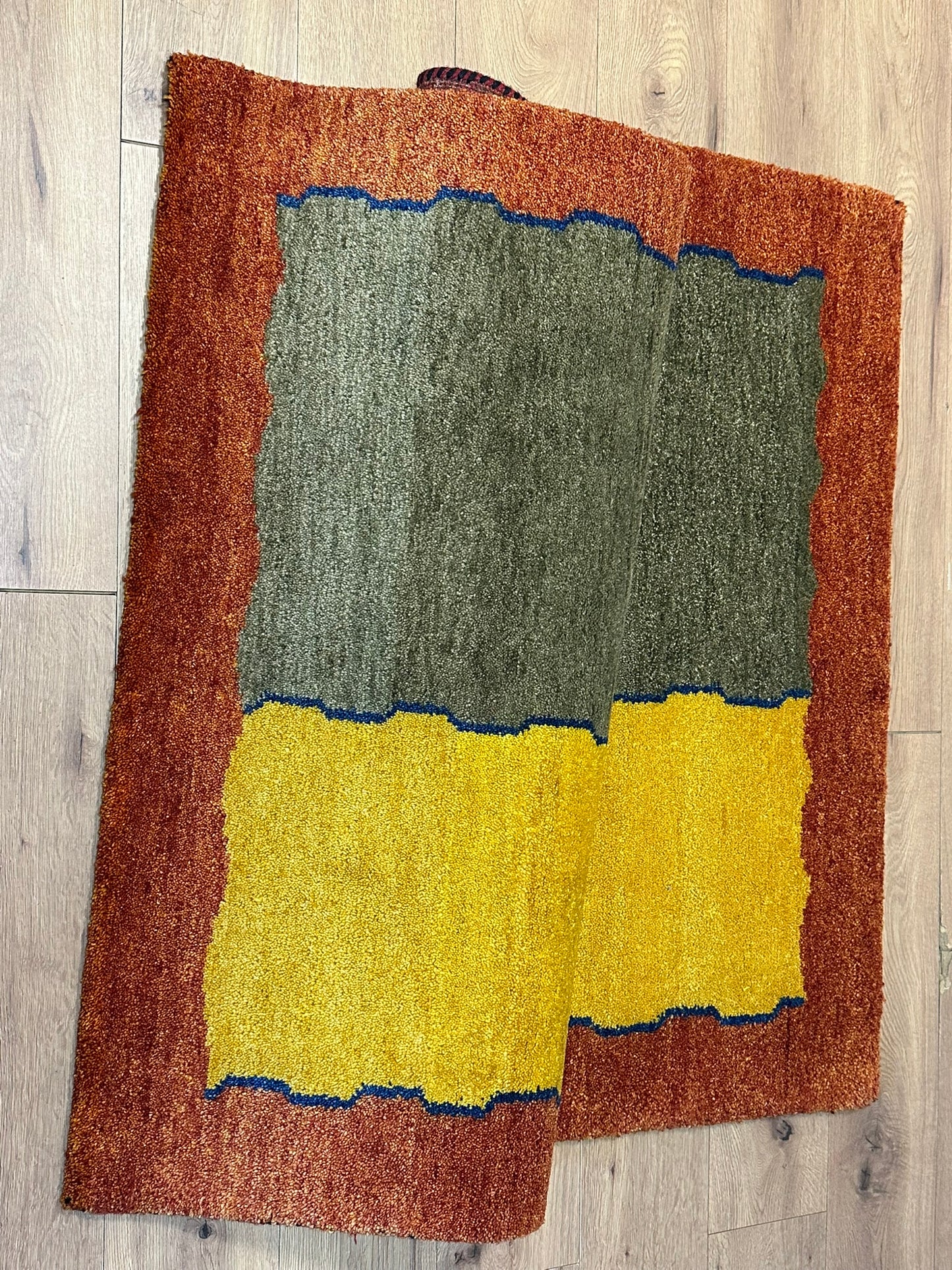 Handgeknüpfter Gabbeh Teppich 180 x 124 cm