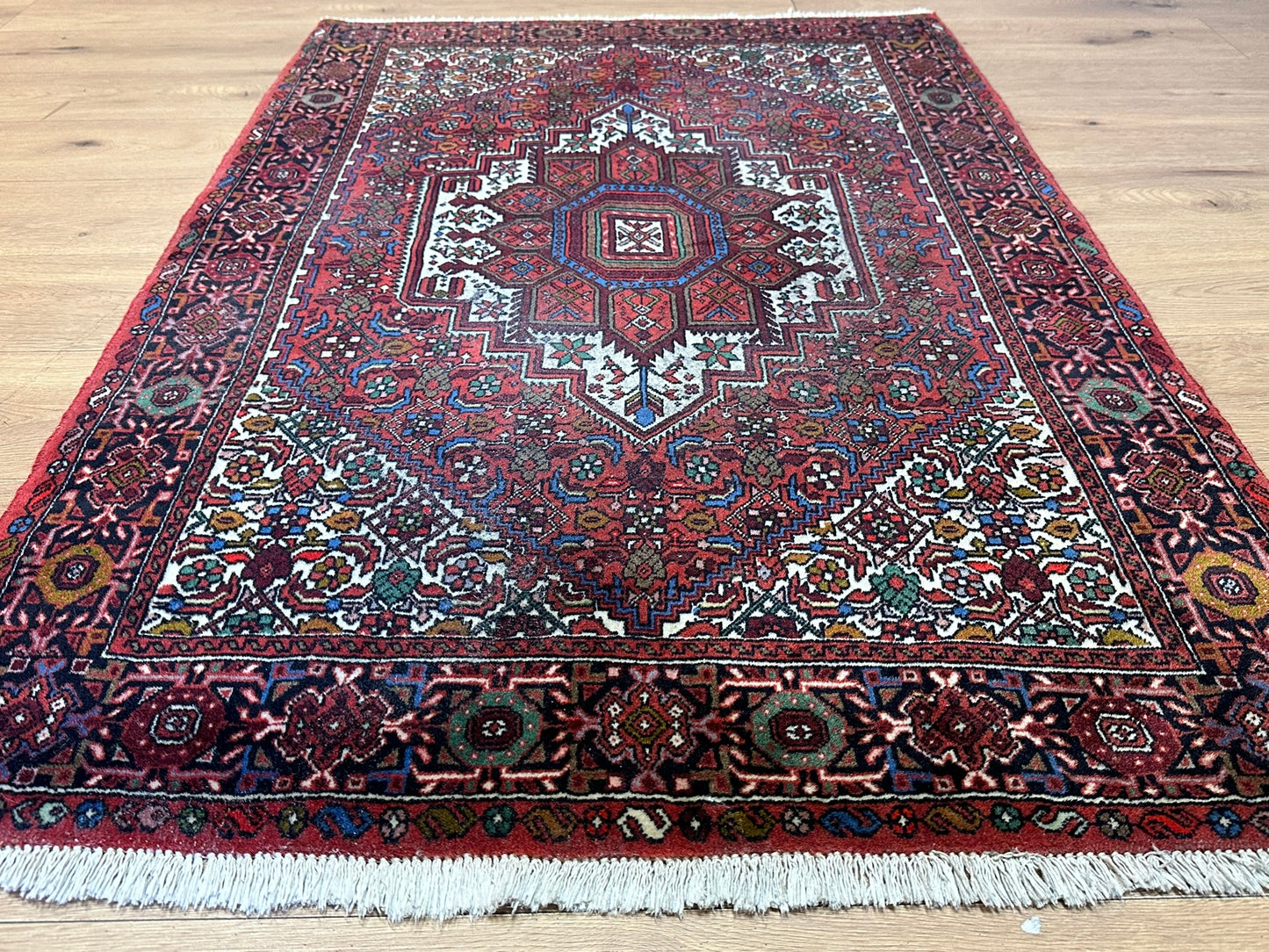 Orientteppich handgeknüpft Bidjar 153 x 100 cm