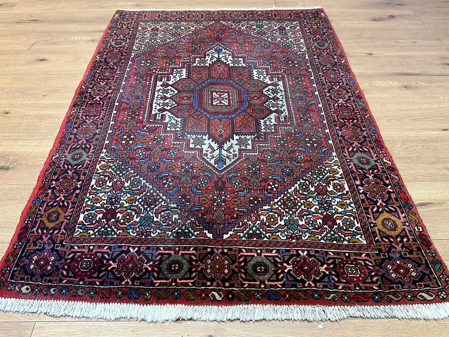 Orientteppich handgeknüpft Bidjar 153 x 100 cm