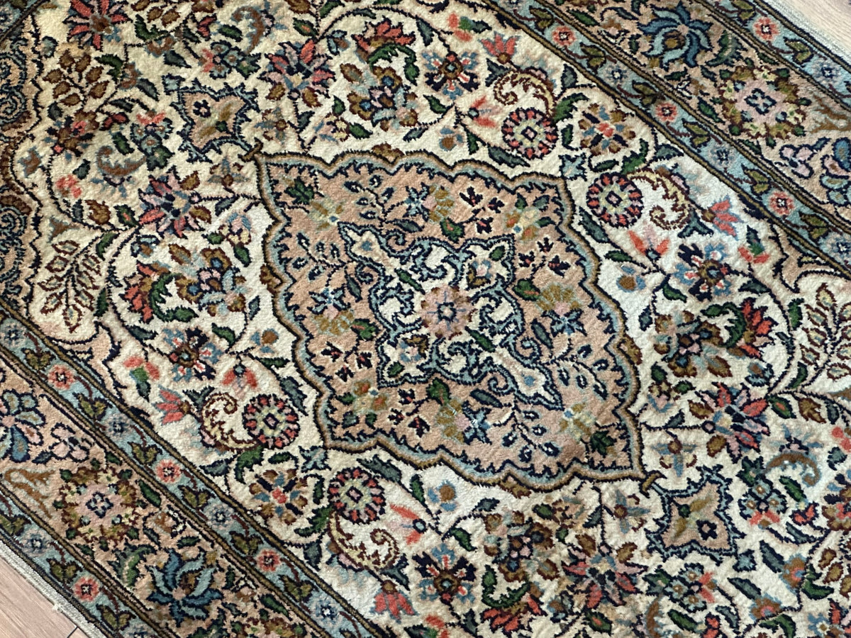 Orientteppich handgeknüpft Kaschmir Seide 97x60 cm