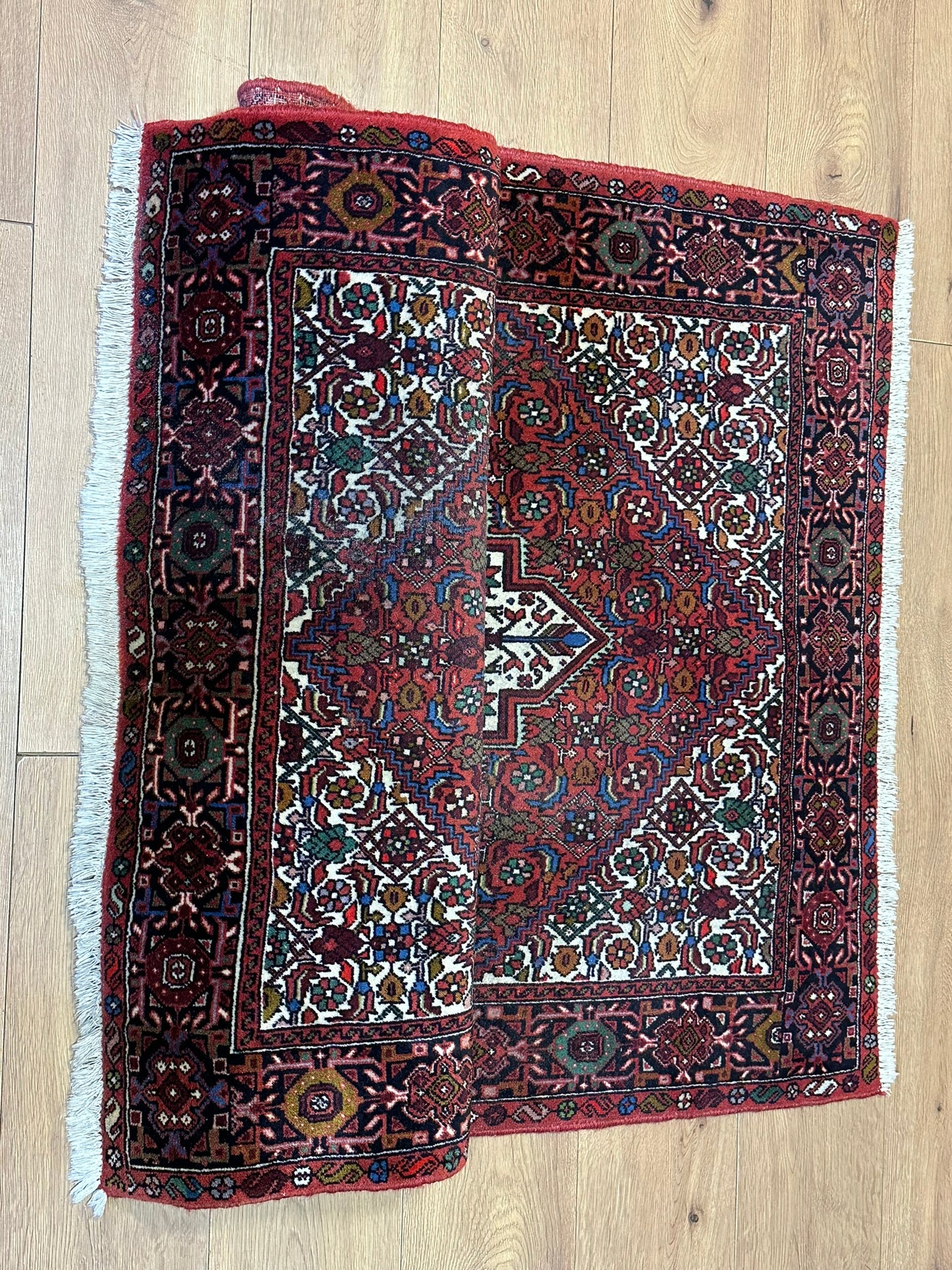 Orientteppich handgeknüpft Bidjar 153 x 100 cm