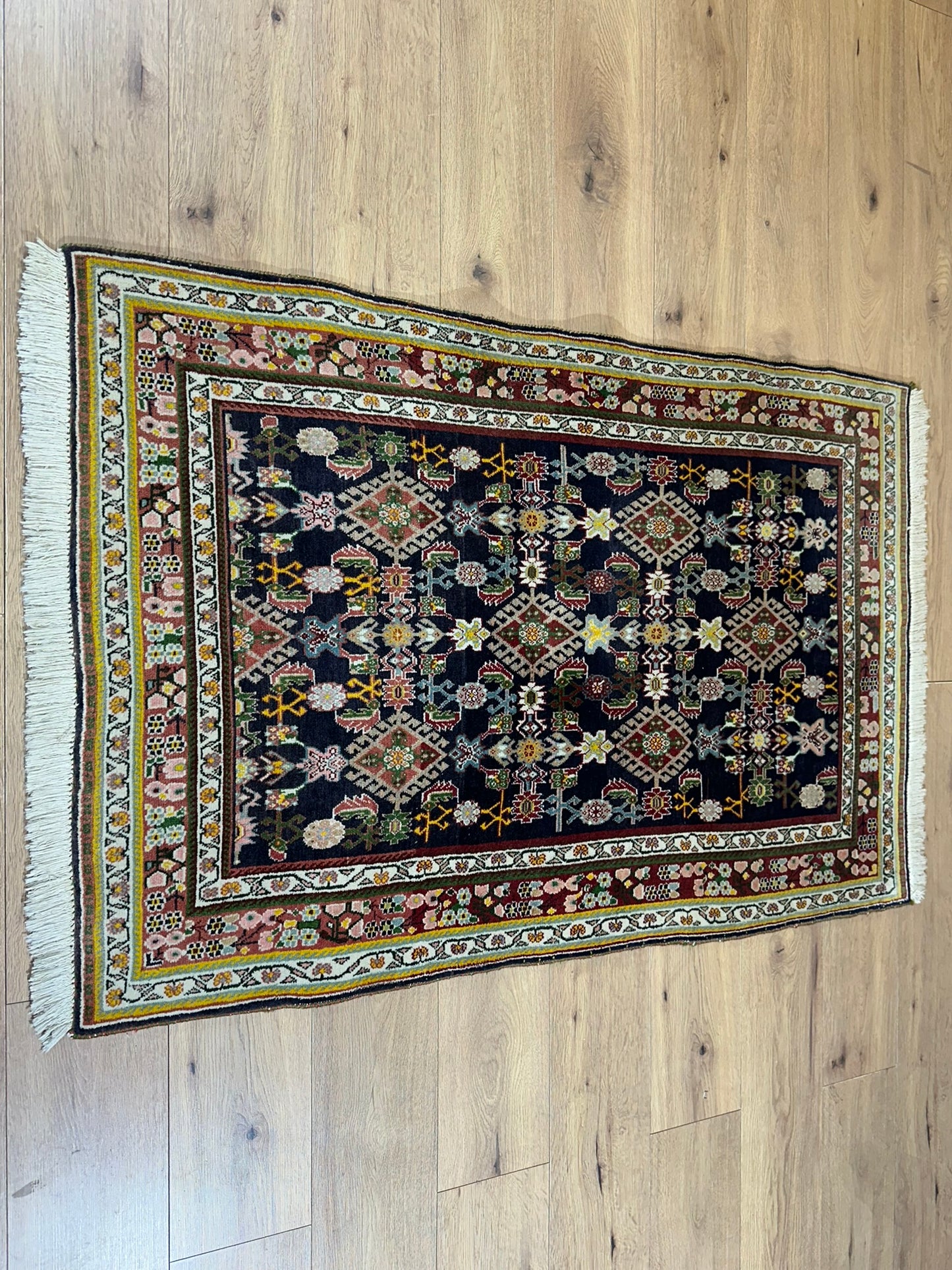 Orientteppich handgeknüpft Gaschgai 150x100 cm Wolle