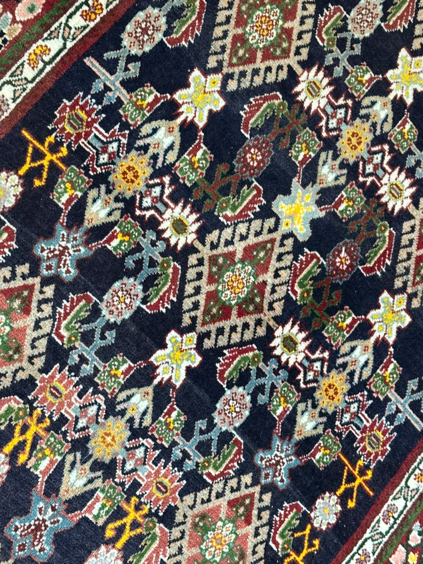 Orientteppich handgeknüpft Gaschgai 150x100 cm Wolle