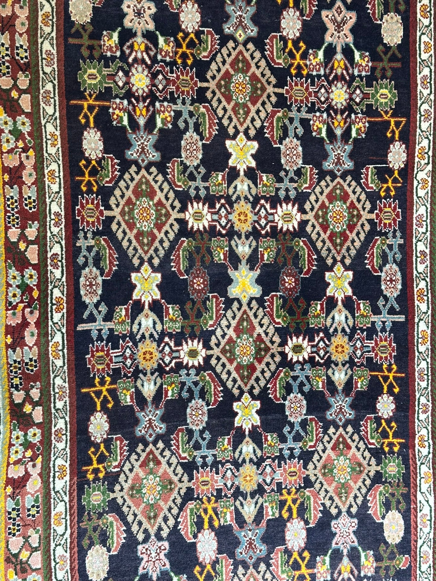 Orientteppich handgeknüpft Gaschgai 150x100 cm Wolle