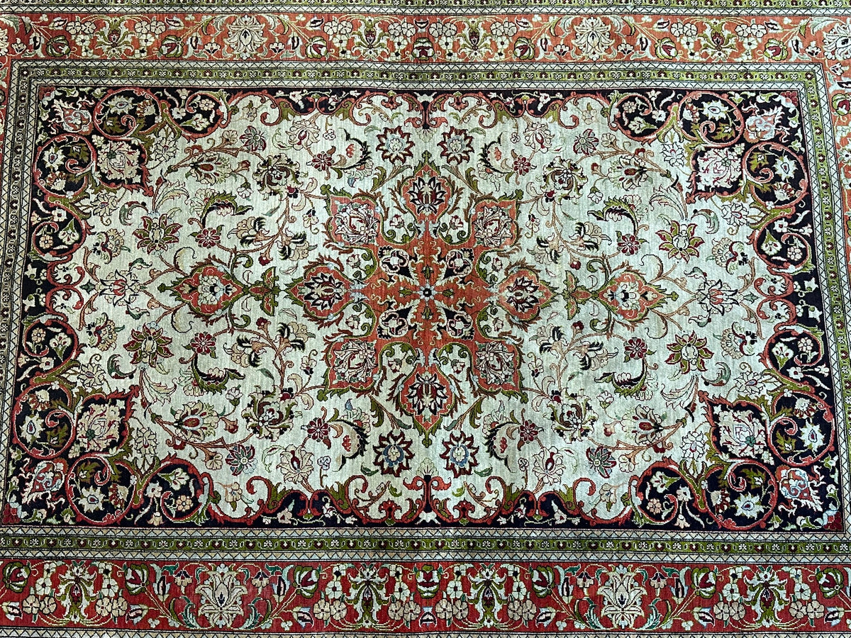 Orientteppich handgeknüpft Ghom Seide 157x105 cm