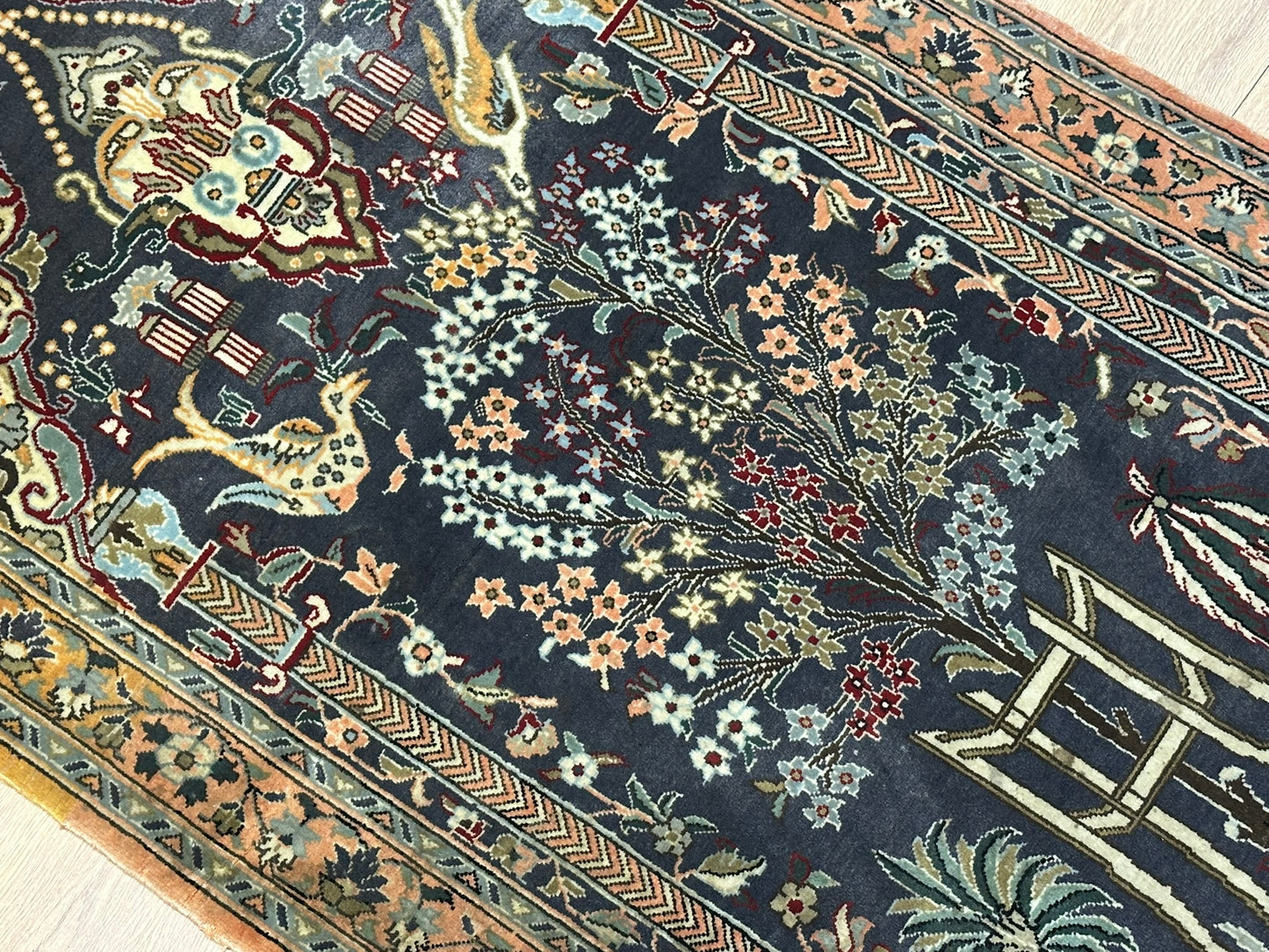 Orientteppich handgeknüpft Ghom Lebensbaum mit Seide 130x85 cm