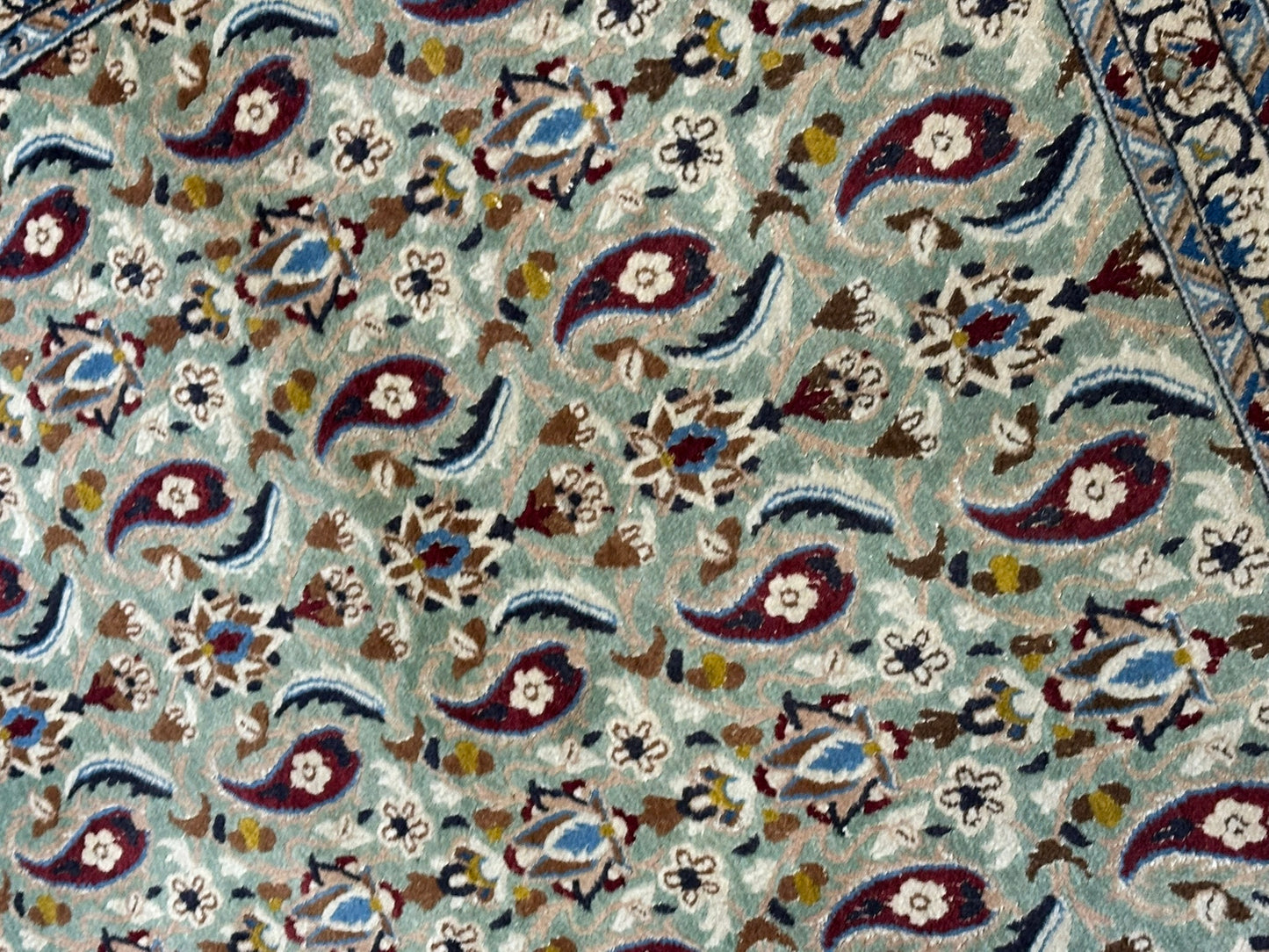 Orientteppich handgeknüpft Nain mit Seide 125x90 cm