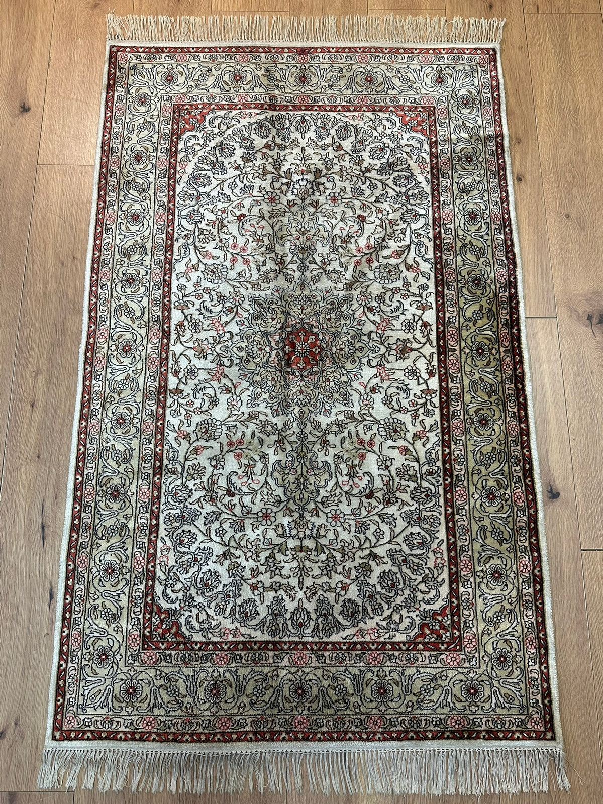 Orientteppich handgeknüpft Hereke 157x97 cm