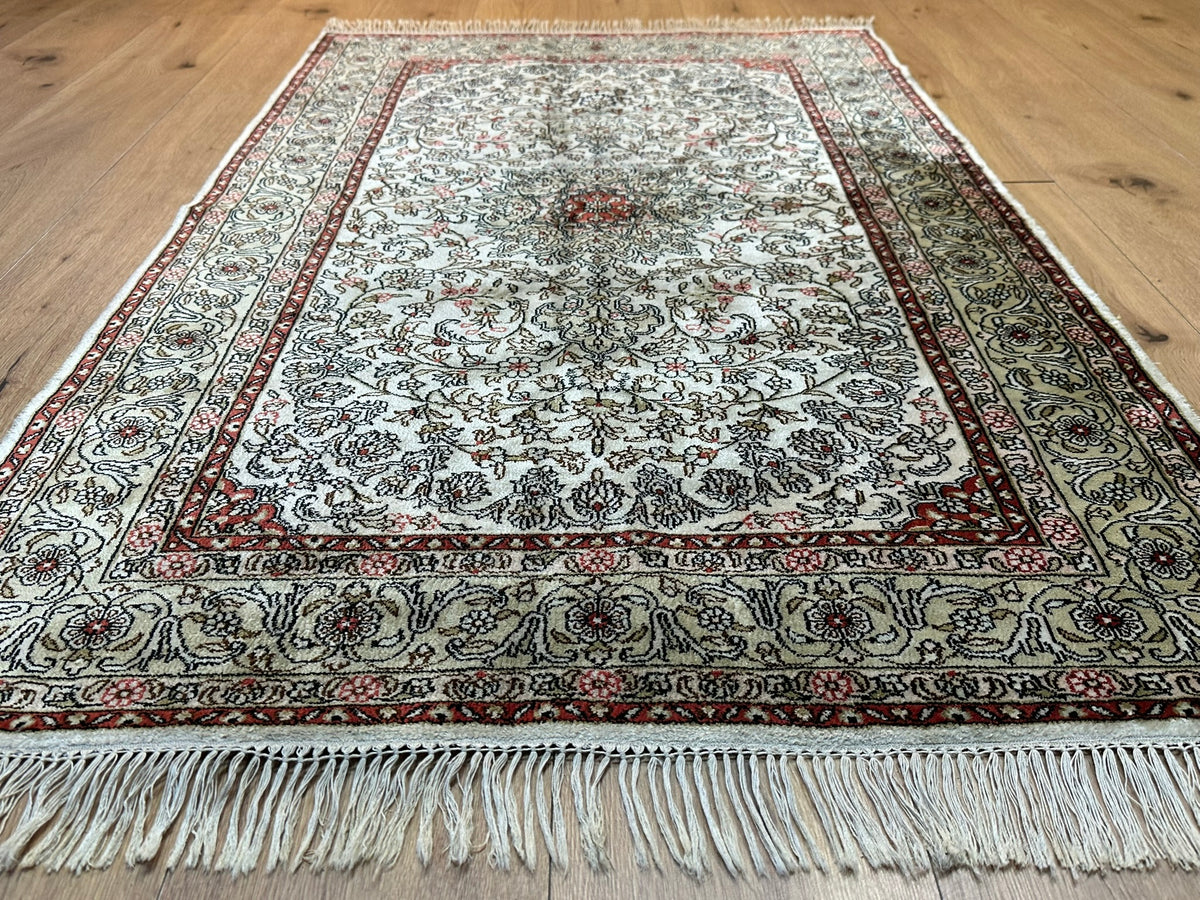 Orientteppich handgeknüpft Hereke 157x97 cm