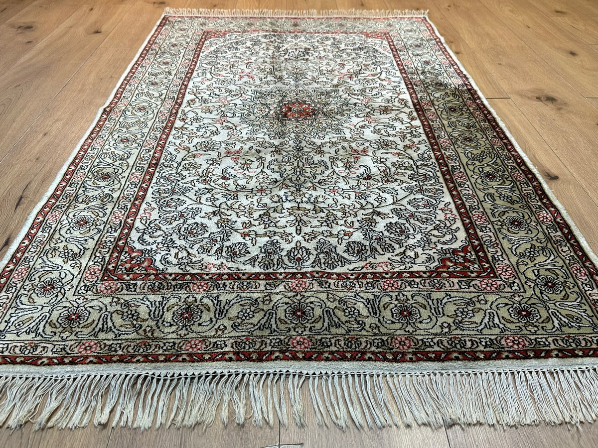 Orientteppich handgeknüpft Hereke 157x97 cm