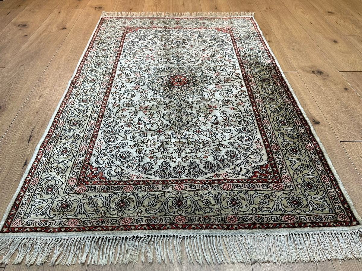 Orientteppich handgeknüpft Hereke 157x97 cm