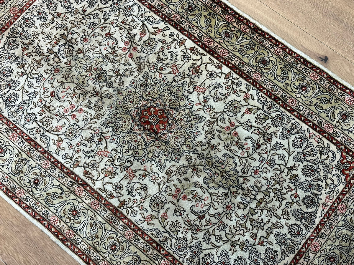 Orientteppich handgeknüpft Hereke 157x97 cm